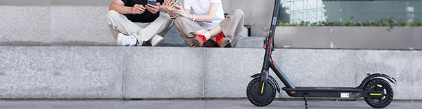 Puncture-proof solid rubber tires with rigid suspension