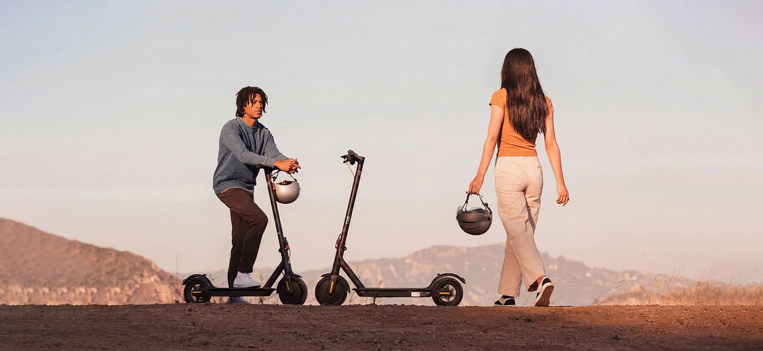DEETAGO N1 Foldable Smart Electric Scooter for Adults